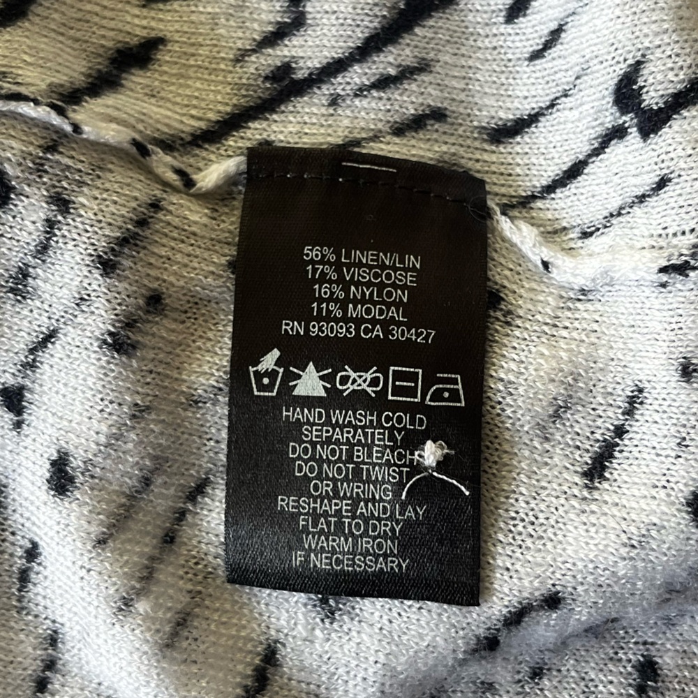 NIC + ZOE Black & White Patterned Pick-Up Cardy PM - Picture 6 of 7